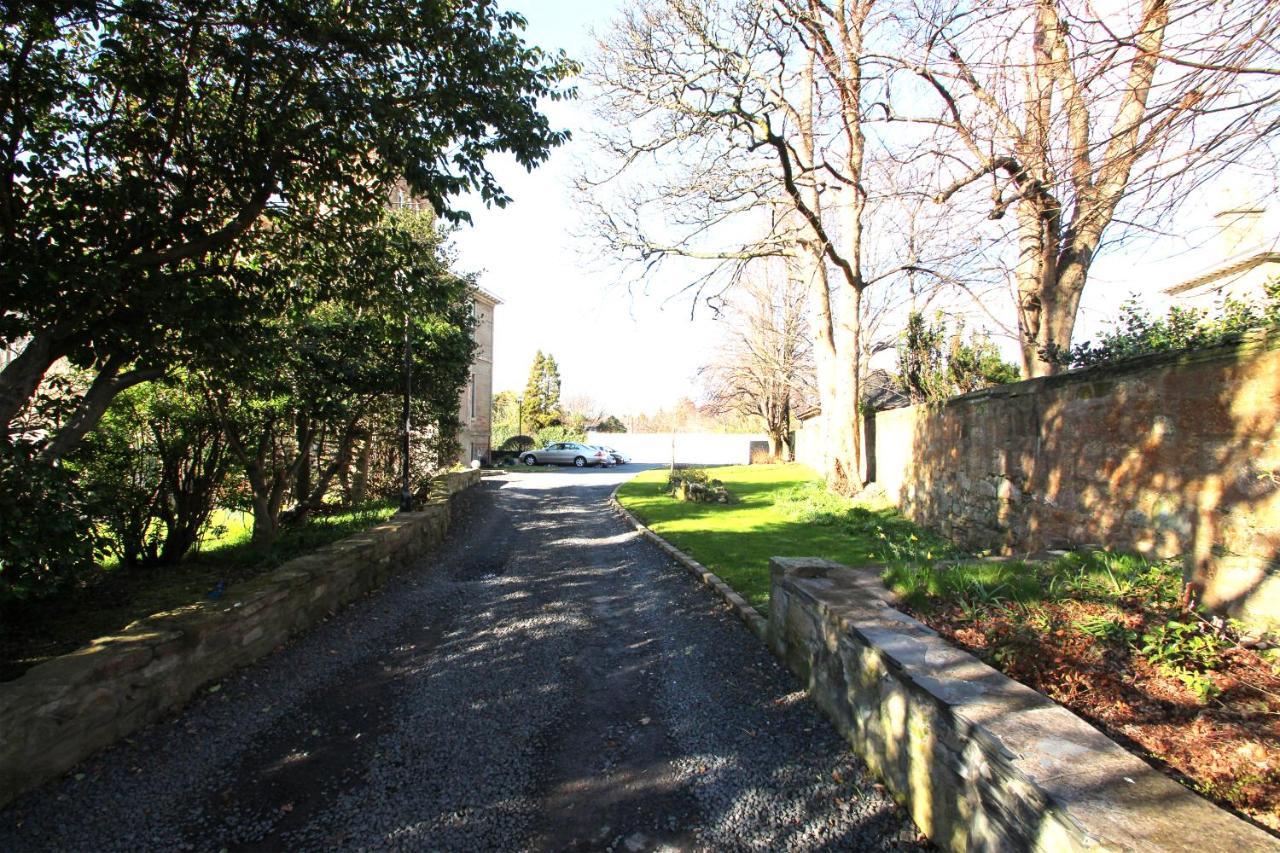 Beautiful 2 To 3 Bed Apartment With Stunning Views! Ayr Exterior foto