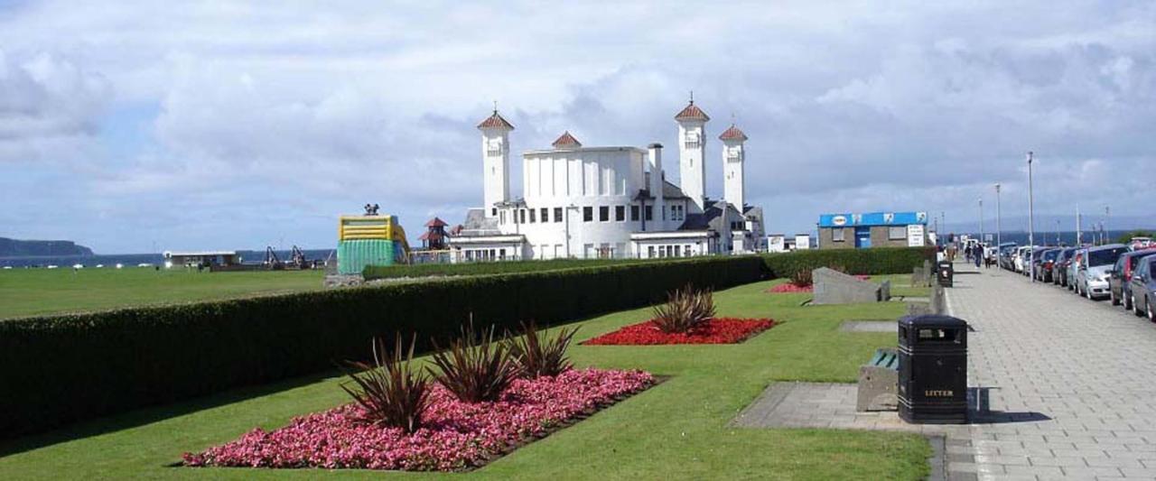 Beautiful 2 To 3 Bed Apartment With Stunning Views! Ayr Exterior foto